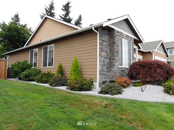 3rd image of 8220 68th Avenue E