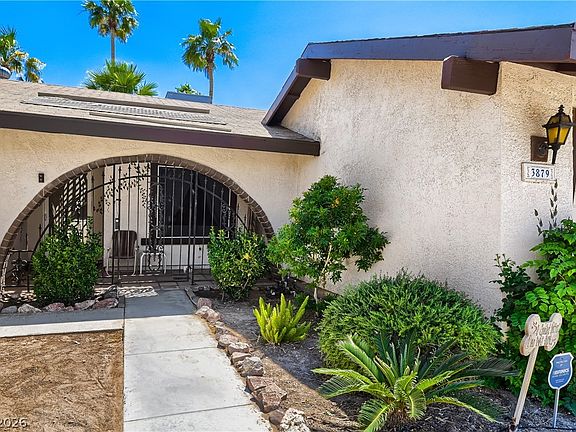 3rd image of 3879 Valley Meadow Dr