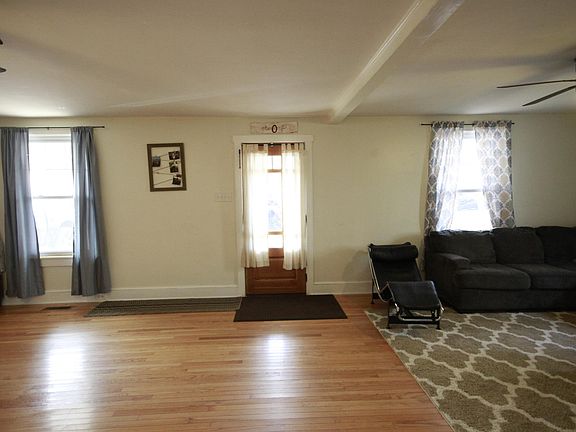 5th image of 2400 Turbot Ave