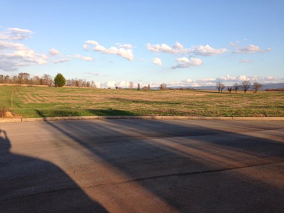 790 LongView Drive Greenback