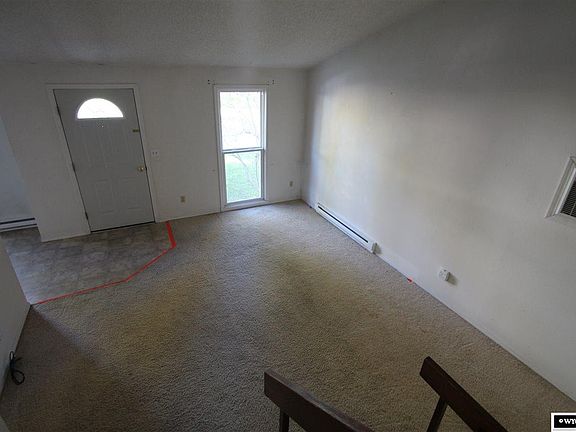 4th image of 406 Pinnacle Dr