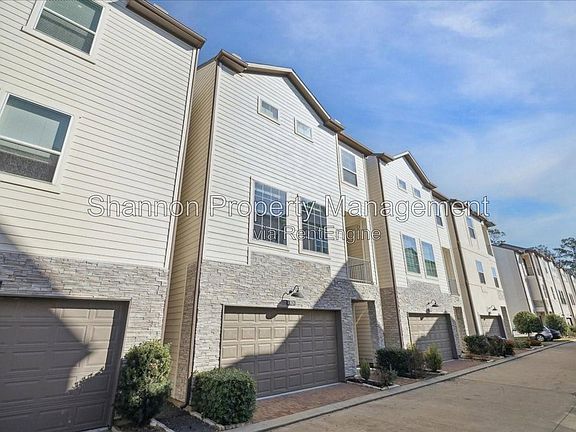 2nd image of 10926 Brookeshire Chase Ln