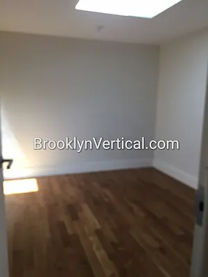 Rented by Brooklyn Vertical Inc. | media 31