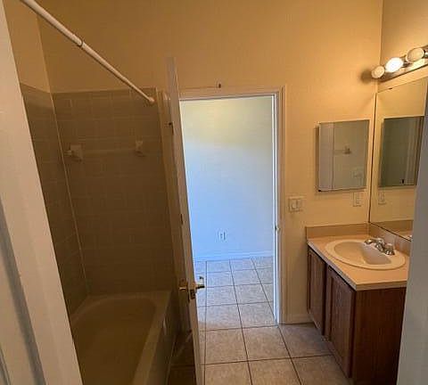 5th image of 103 Aston Grande Dr