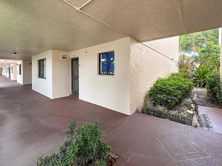 3154 Via Poinciana Dr #116 — Photo 17