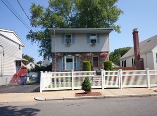 195 Stimson St, West Roxbury, MA 02132