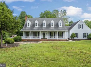 775 Lingan Ln, Owings, MD 20736