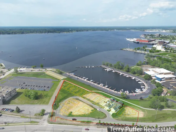 V L A Boardwalk Cove Dr, Muskegon, MI 49441