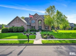 403 Topaz Dr, Morton, IL