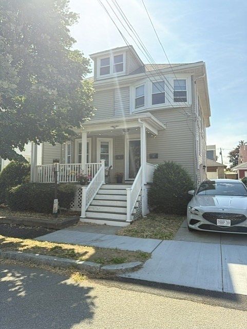 1st image of 58 Bromfield St #1