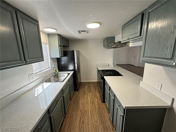 4th image of 2264 Tomlinson Ln