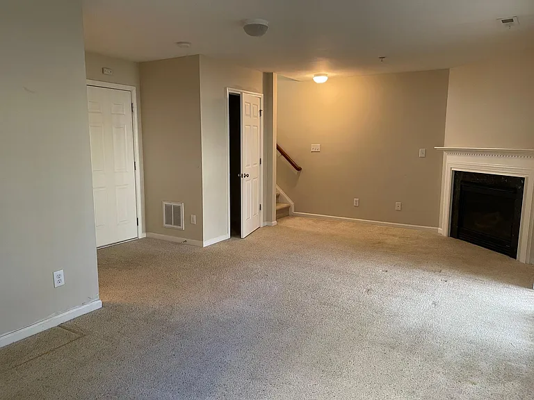 127 Vintage Dr — Photo 21