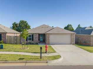 1316 Dustin Dr, Edmond, OK 73003