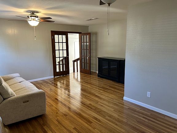 5th image of 7005 Penton St