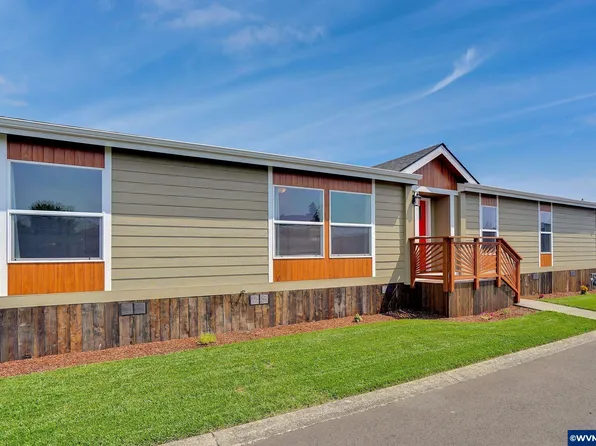 5158 Silver Loop NE, Salem, OR 97305