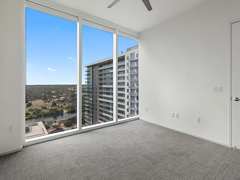 301 West Ave #2507 — Photo 21