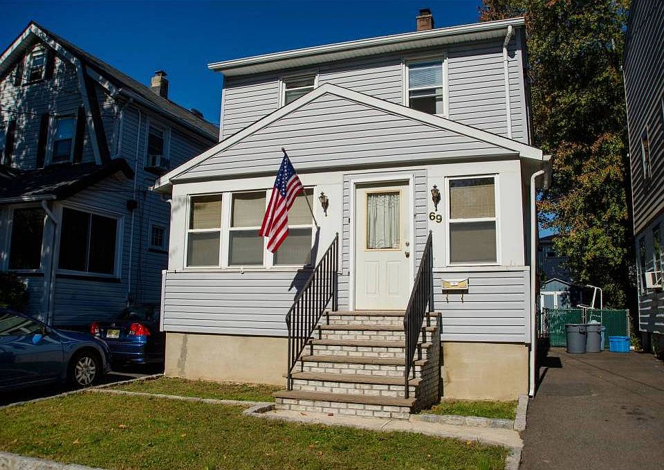 1st image of 69 E Almira St