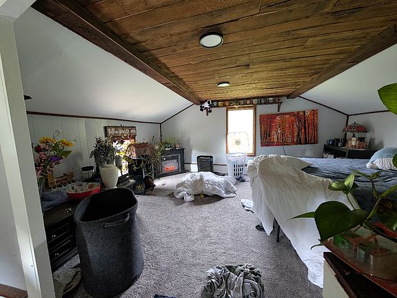 4th image of 2286 Mercer West Middlesex Rd
