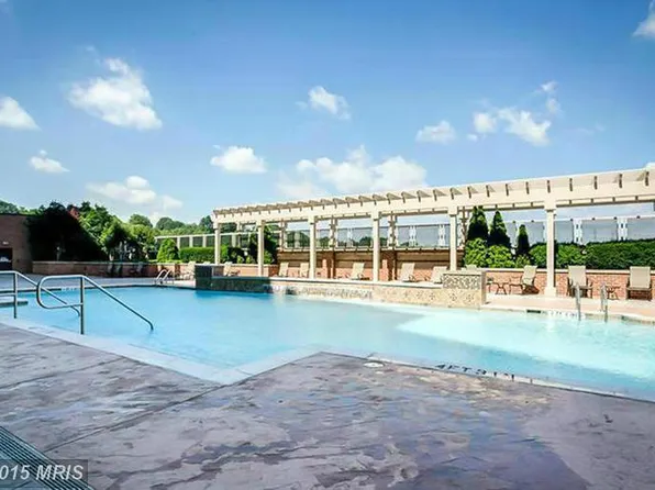 2451 Midtown Ave, Alexandria, VA