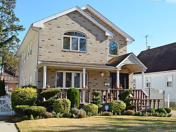 2nd image of 8019 263rd St