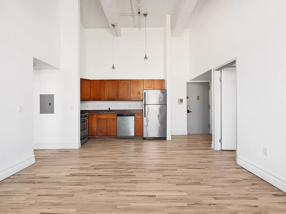 1st image of 48 Whipple St #3FF