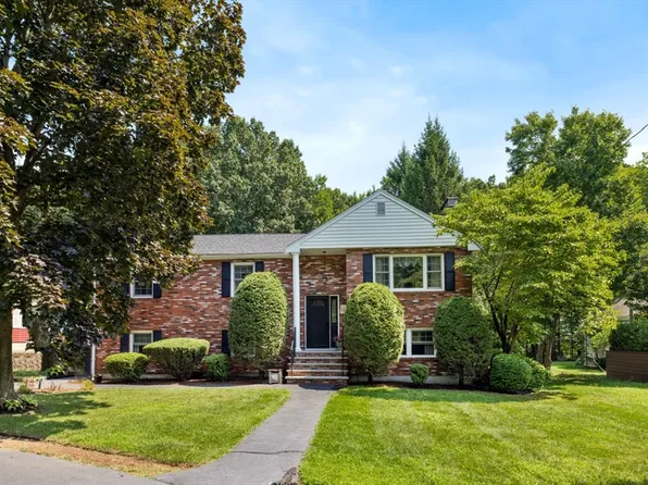 21 Stevin Dr, Woburn, MA 01801