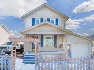 407 E Line St, Minerva, OH 44657