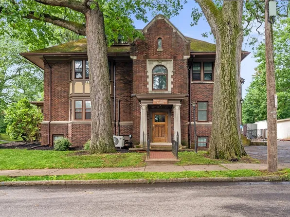 901 Main St, East Rochester, NY 14445
