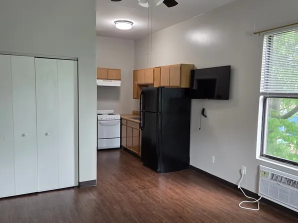 1733 S 3rd St, Louisville, KY 40208