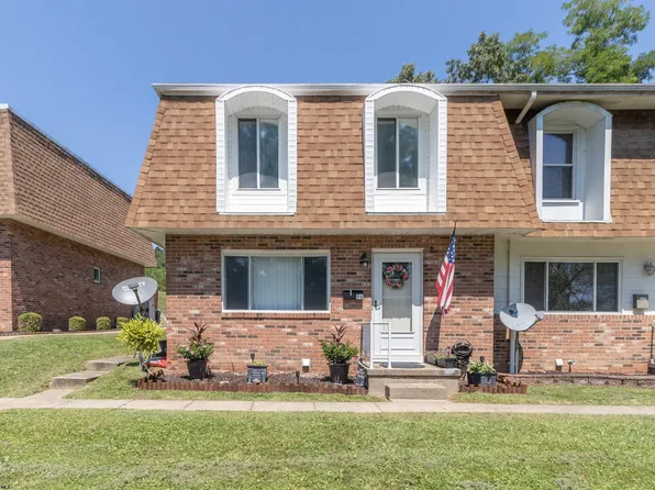 96 Pinewood Rd, Clarksburg, WV 26301