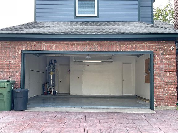 2nd image of 6100 Fern Meadow Rd