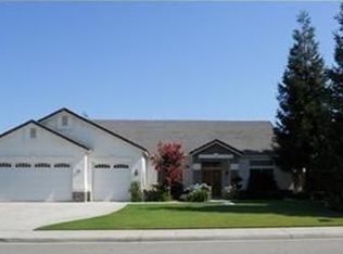 15526 Stephenie St, Bakersfield, CA 93314