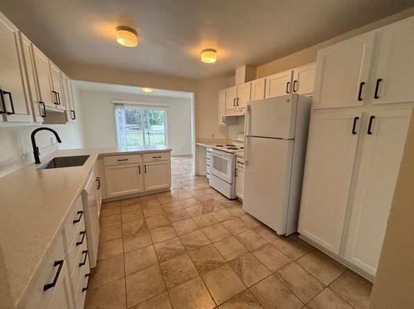508 136th St E #508, Tacoma, WA 98445