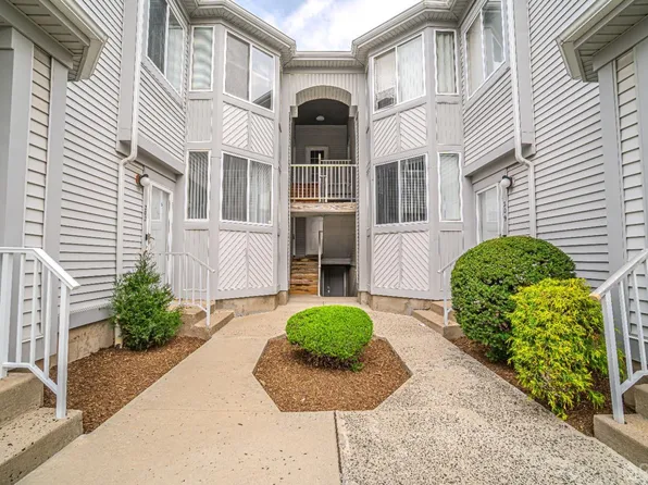 203 Jesse Way, Piscataway, NJ 08854