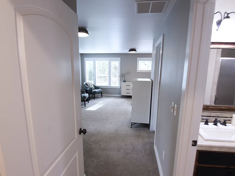 1003 N Marshall St — Photo 28