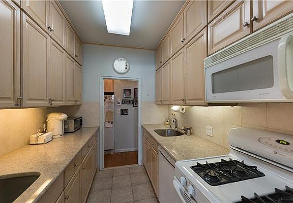 5th image of 4555 Henry Hudson Pkwy APT Ag3