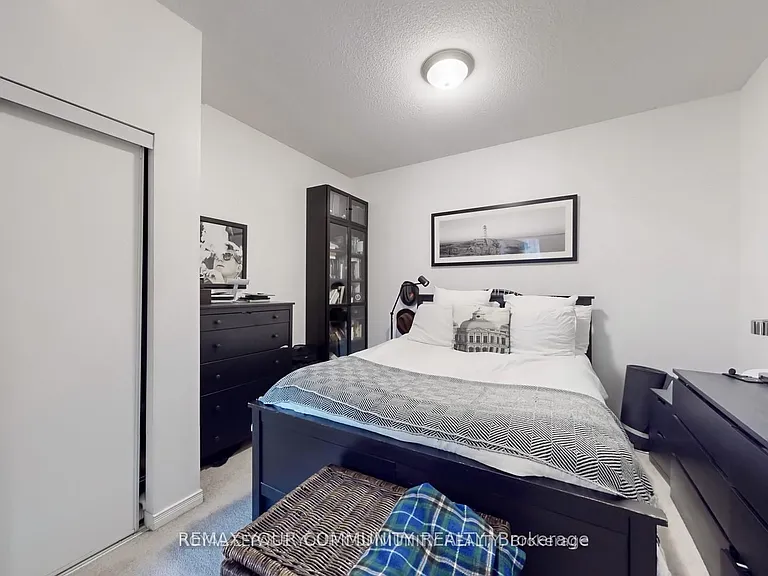 455 Rosewell Ave #101 — Photo 14