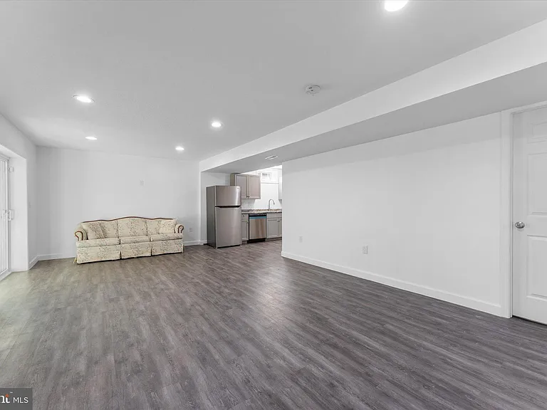 217 Bridgewater Dr — Photo 11