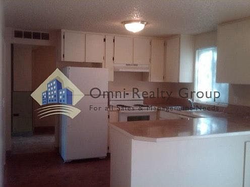 5th image of 1192 NE Grant St