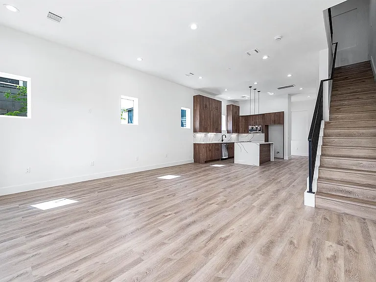 3619 Bremond St — Photo 19