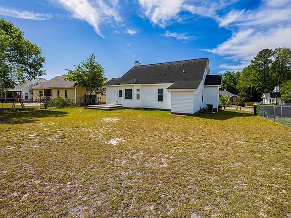 3rd image of 133 Wildflower Ln