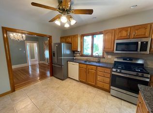 13 Union St, Watertown, MA 02472