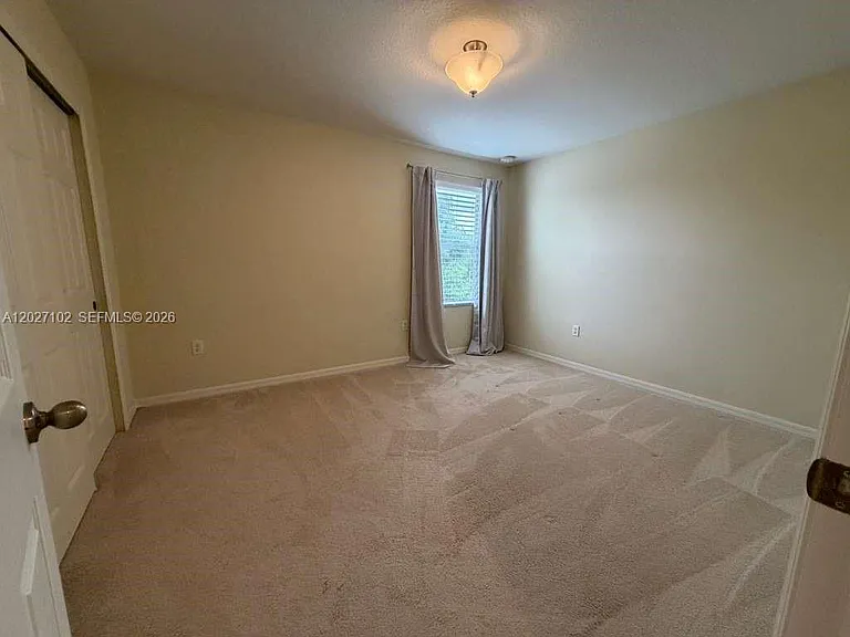 3747 Creswick Cir — Photo 36