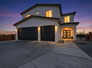 3930 Jaxson Ln, Santa Fe, NM 87507