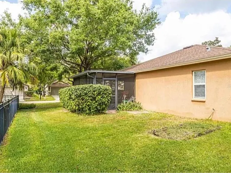 15534 Martinmeadow Dr — Photo 4