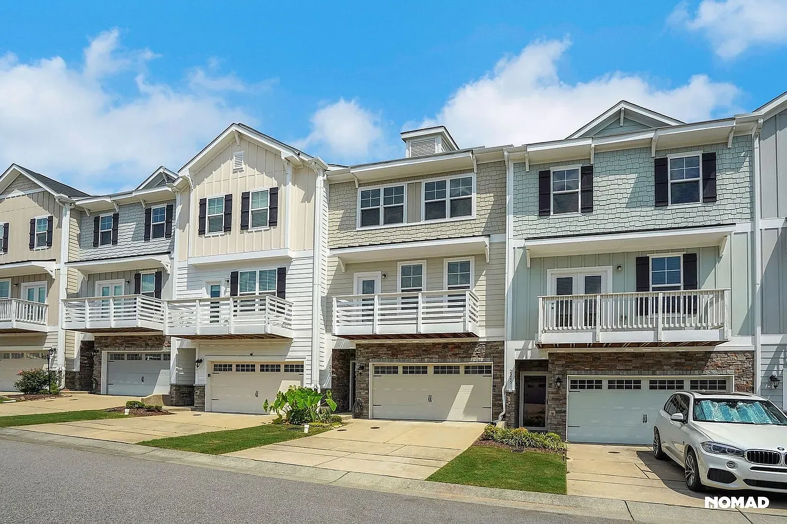 4 bed, 2600 sqft, $2,590 — Photo 3