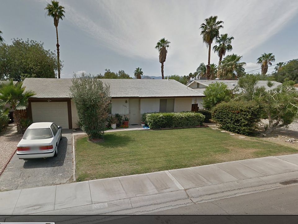 2nd image of 77595 California Dr