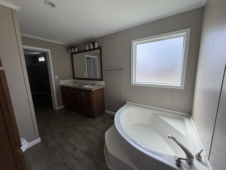 Boulder Ridge — Photo 18