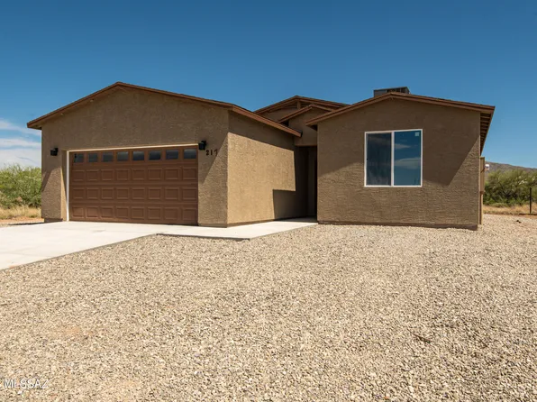 210 S Richmond Dr, Vail, AZ 85641
