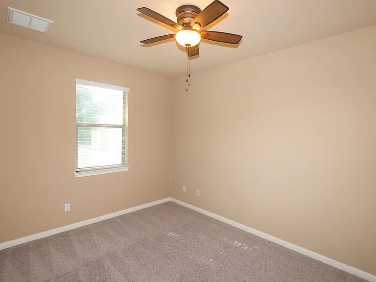1078 Sussex Way — Photo 18